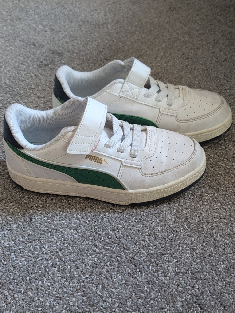 Puma Kids White and Green Low-Top Sneakers with Strap